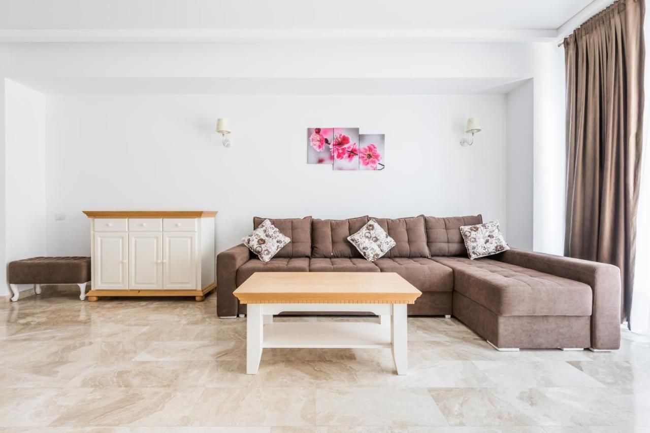 Sns Apartament In Vila Sophia Мамая Экстерьер фото