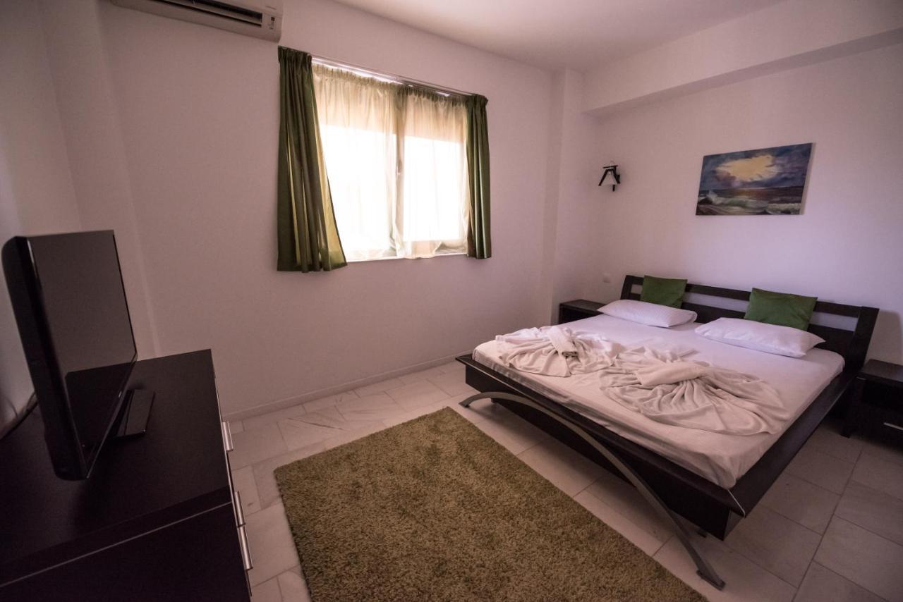 Sns Apartament In Vila Sophia Мамая Экстерьер фото